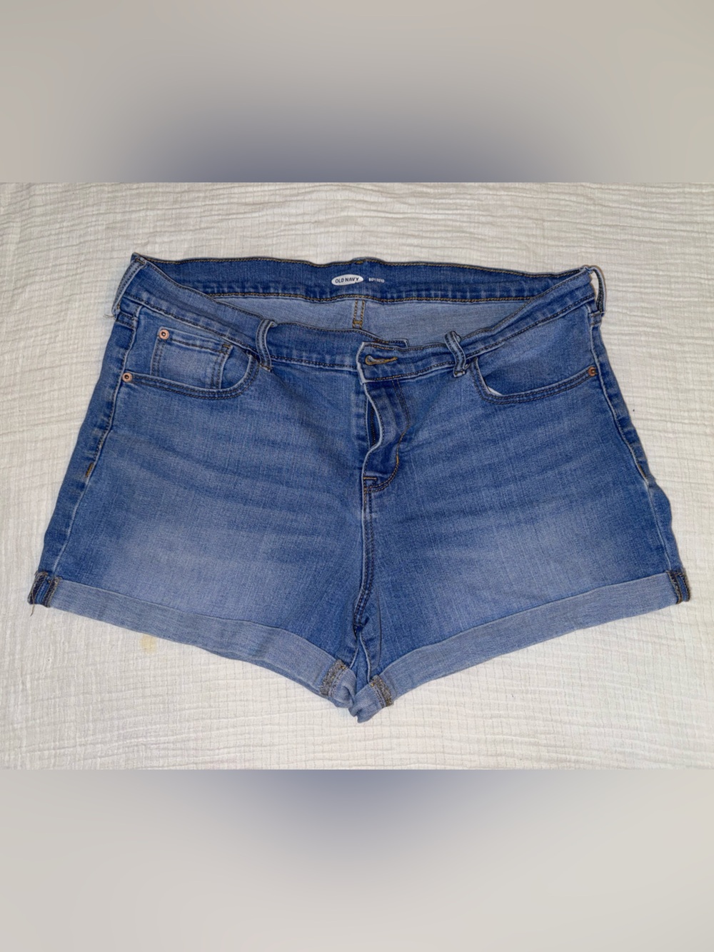 Old Navy Medium Blue Rolled-Hem Denim Shorts
